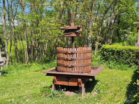 Le Prieuré de Charrière : Héritage spirituel et ancrage territorial
